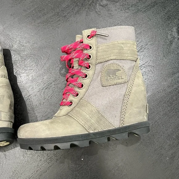 🏔️🥾Sorel🥾🏔️Lexi Wedge Boots Size 6.5 - Picture 5 of 10
